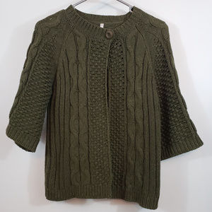 Leo & Nicole cable knit sweater size small